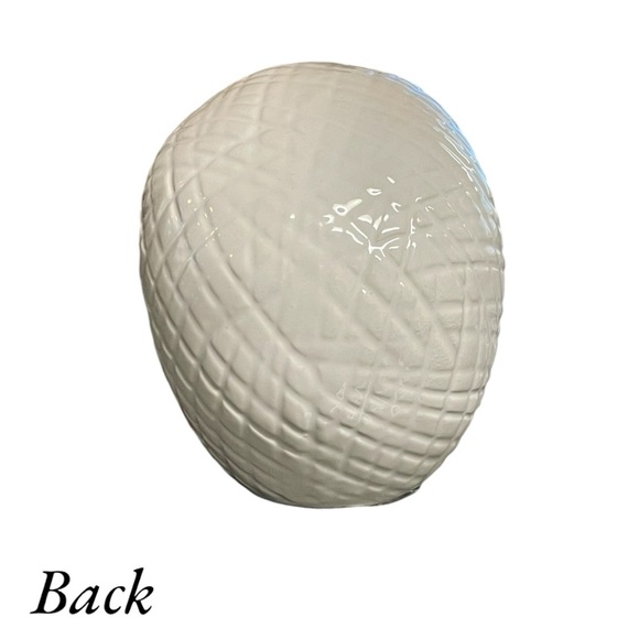 Color Changing Light-Up LED Skull - Picture 5 of 9